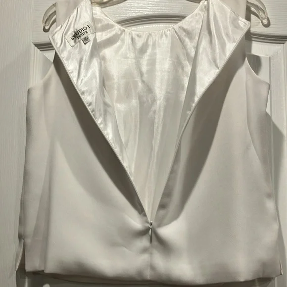 Woman’s jacket with blouse - Picture 5 of 5